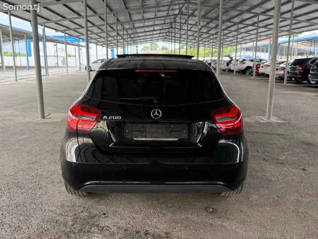 Mercedes-Benz A class 2017 · 2.0 AT