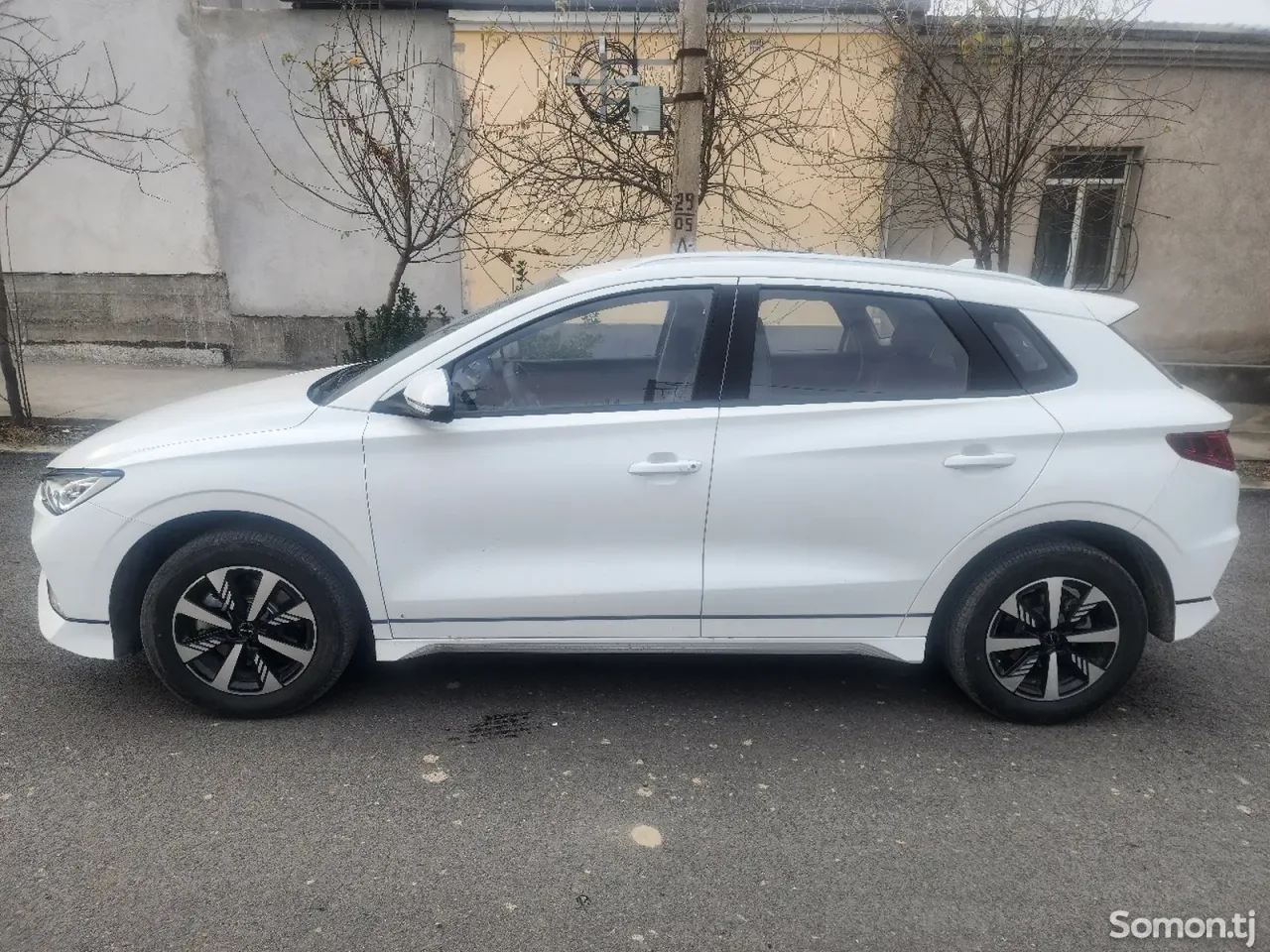 BYD E2 2024 · AT