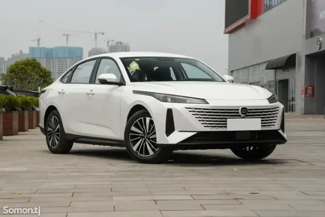 Changan Eado 2025 · AT