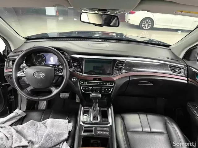 GAC Trumpchi GS8 2017 · 2.0 AT