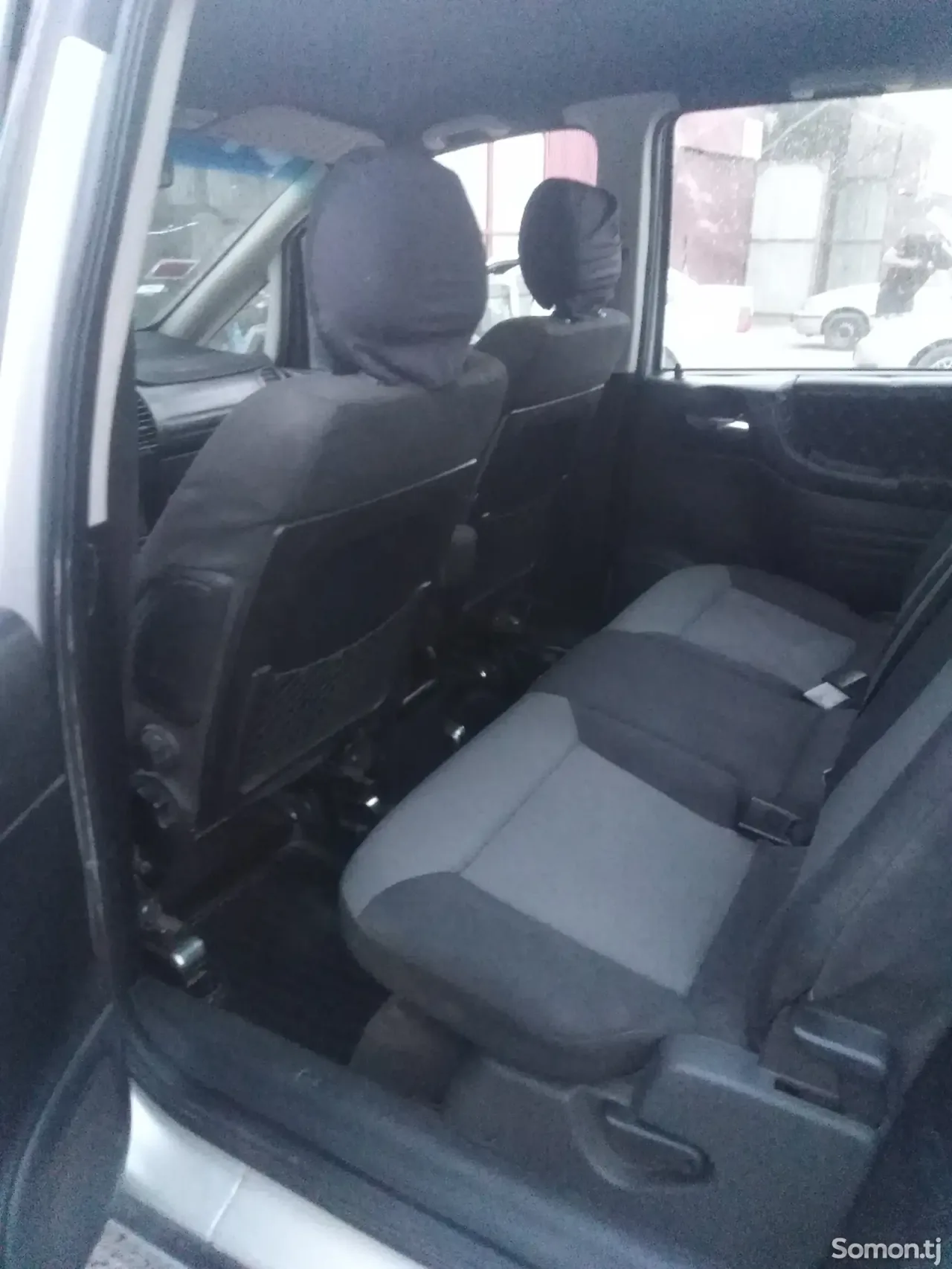 Opel Zafira 2000 · 1.8 MT