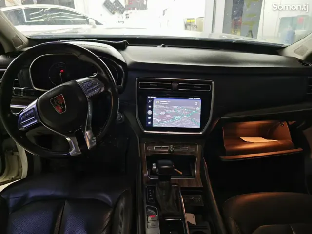 Roewe RX8 2018 · 2.0 AT