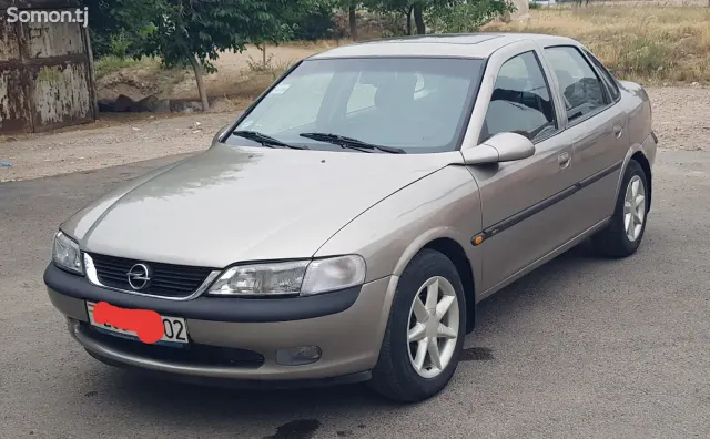 Opel Vectra B 1996 · 1.6 MT