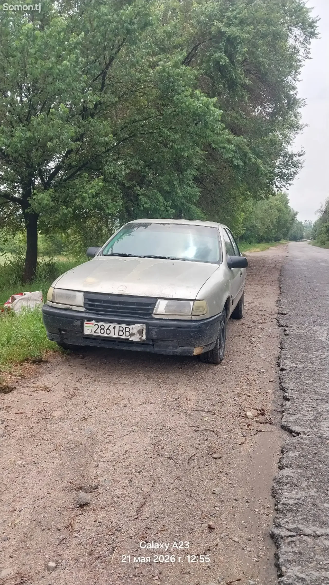 Opel Vectra A 1991 · 1.8 MT