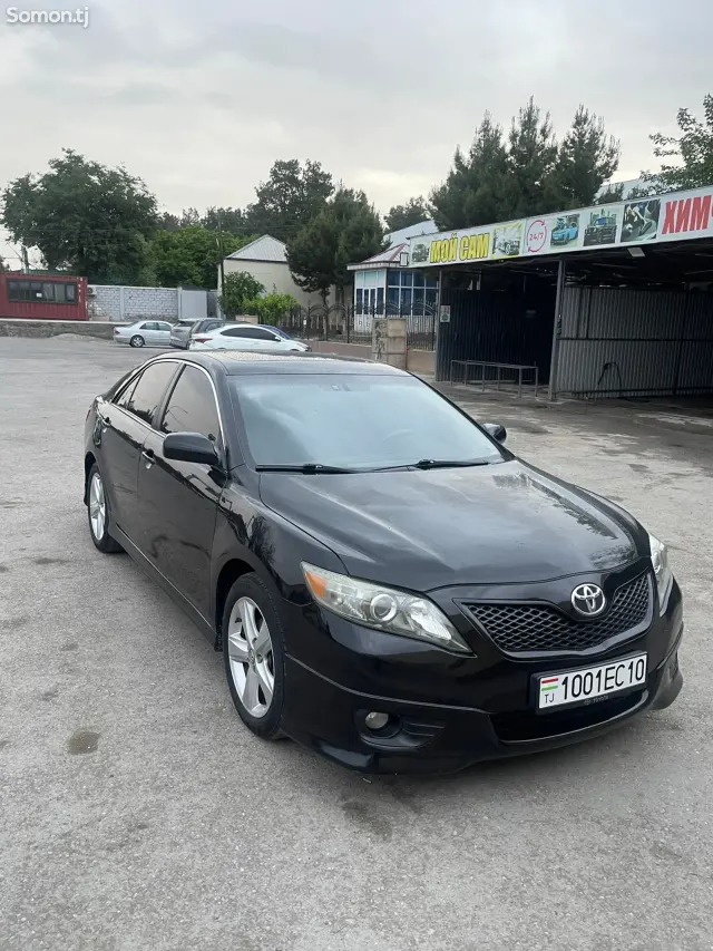 Toyota Camry 2011 · 2.5 AT