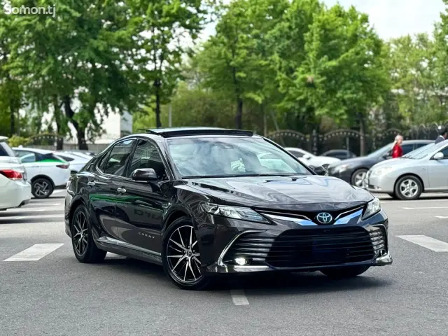 Toyota Camry 2018 · 2.5 AT