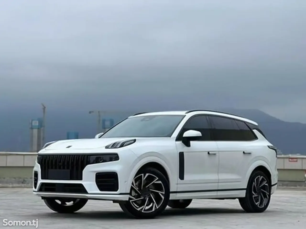 Lynk & Co Другая модель 2026 · 2.0 AT