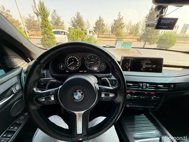 BMW X5 M 2015 · 3.0 AT