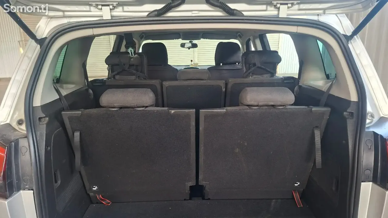 Opel Zafira 2014 · 1.6 MT