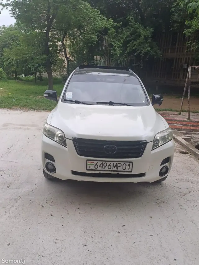 Toyota RAV 4 2007 · 2.4 AT
