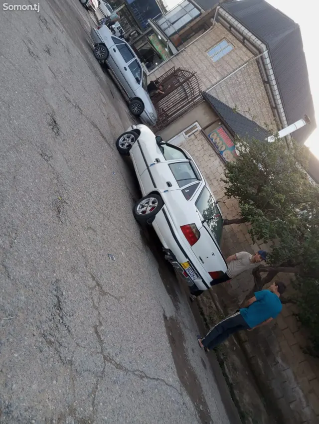 Daewoo Nexia 1994 · 1.6 MT