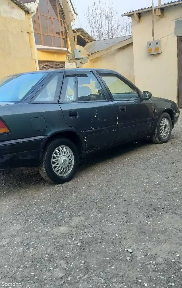 Daewoo Espero 1997 · 1.8 MT