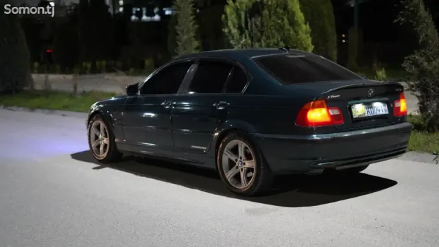 BMW 3 series 2000 · 1.8 MT