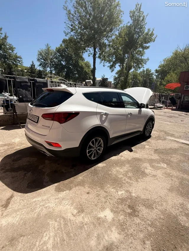 Hyundai Santa Fe 2018 · 2.0 AT