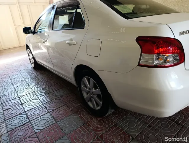 Toyota Belta 2008 · 1.5 AT