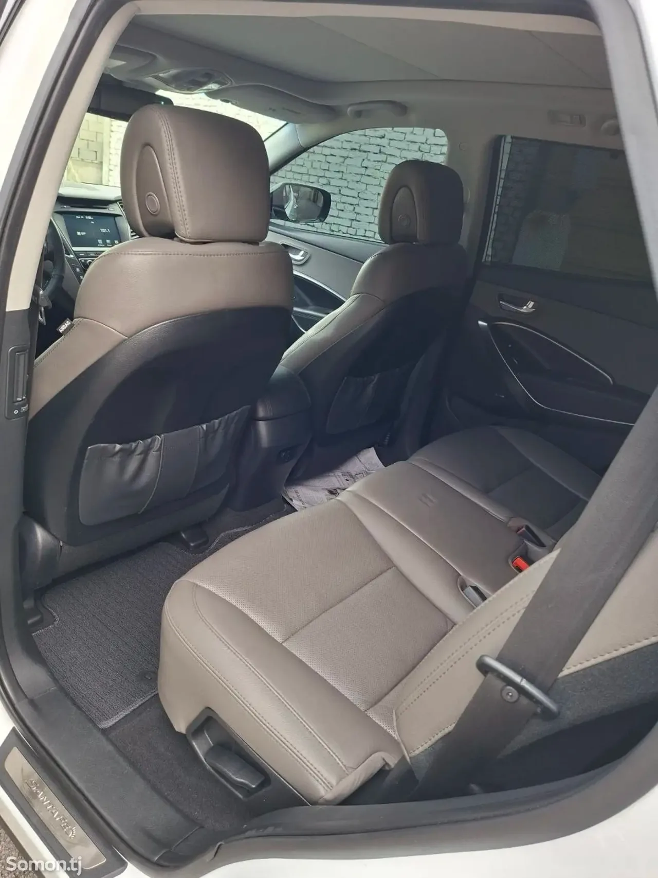 Hyundai Santa Fe 2016 · 2.0 AT