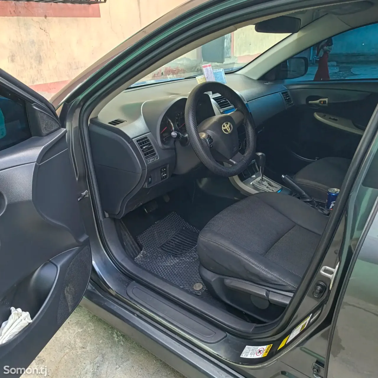 Toyota Corolla 2012 · 1.8 AT