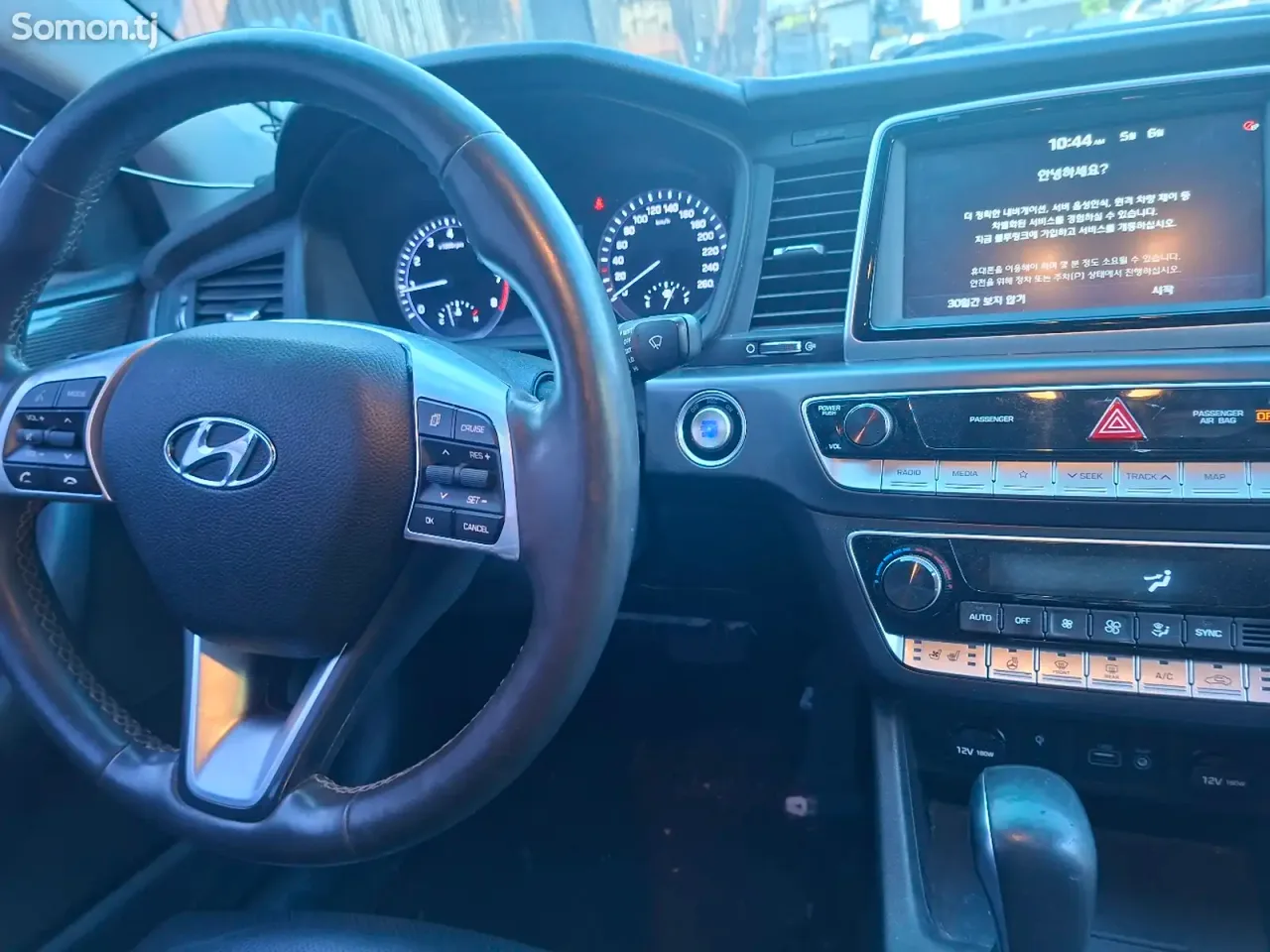 Hyundai Sonata 2018 · 2.0 AT