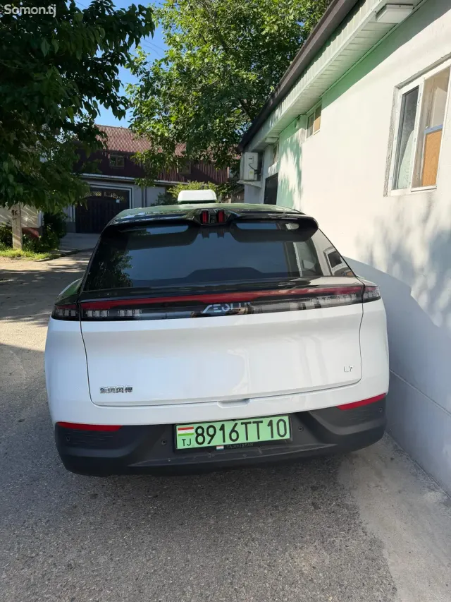 Dongfeng L7 2025 · AT
