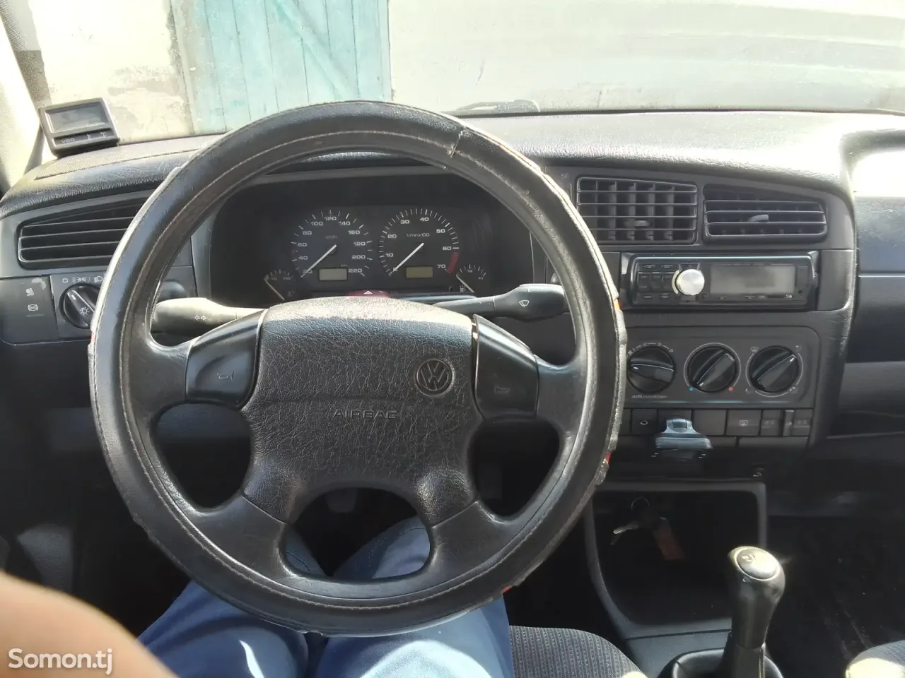 Volkswagen Vento 1994 · 1.8 MT