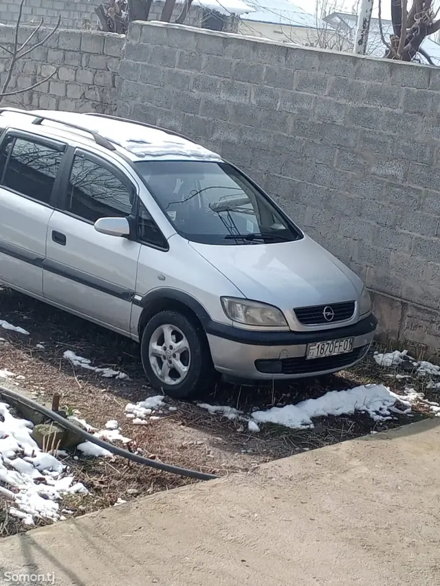 Opel Zafira 2000 · 1.8 MT