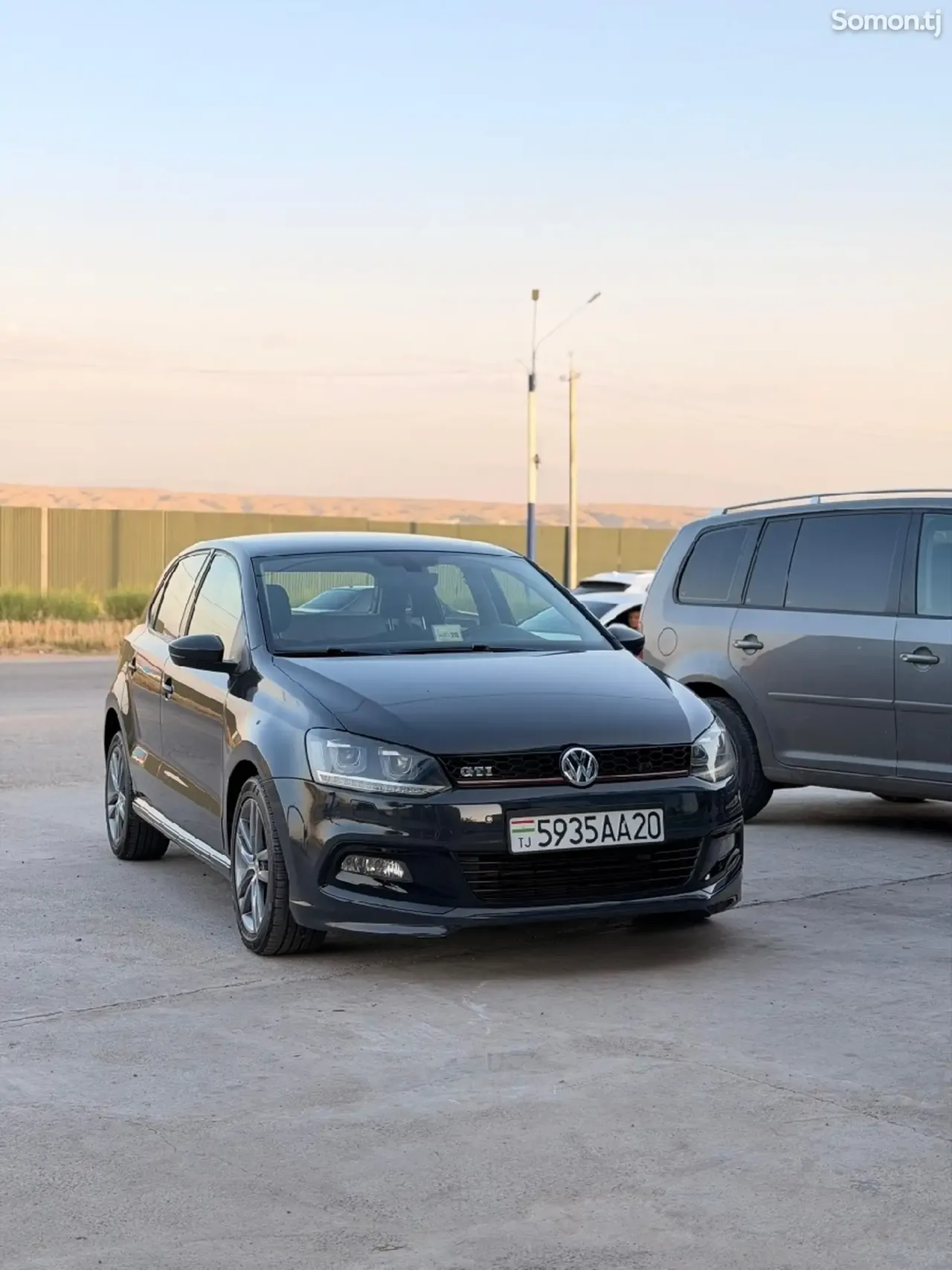 Volkswagen Polo 2015 · 1.4 AT
