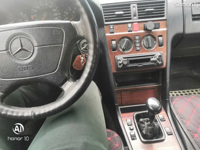 Mercedes-Benz C class 1994 · 1.8 MT