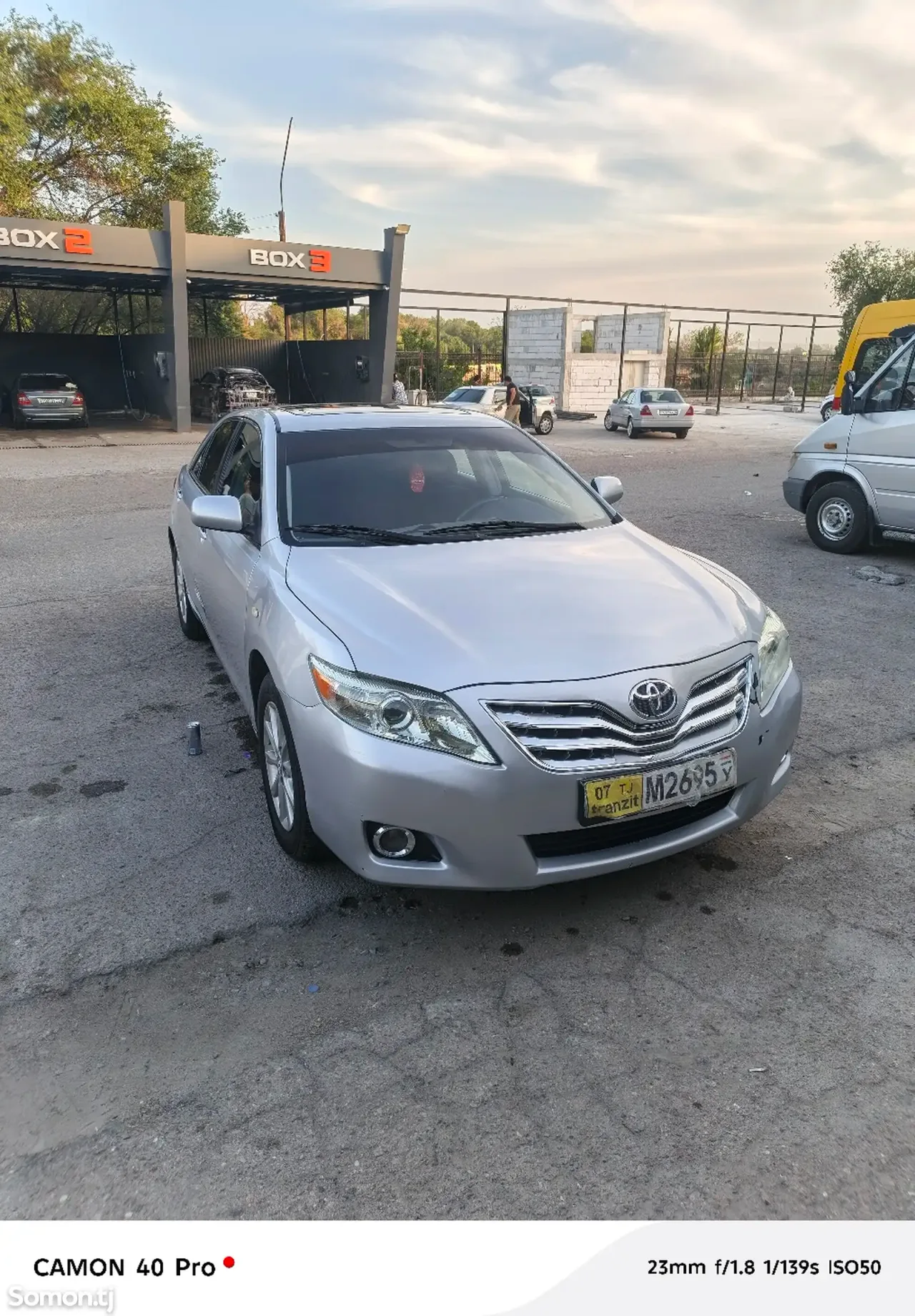 Toyota Camry 2011 · 2.4 AT
