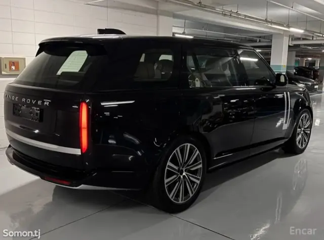 Land Rover Range Rover 2026 · 4.4 AT