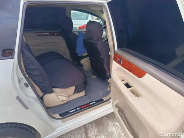 Toyota Ipsum 2006 · 2.4 AT