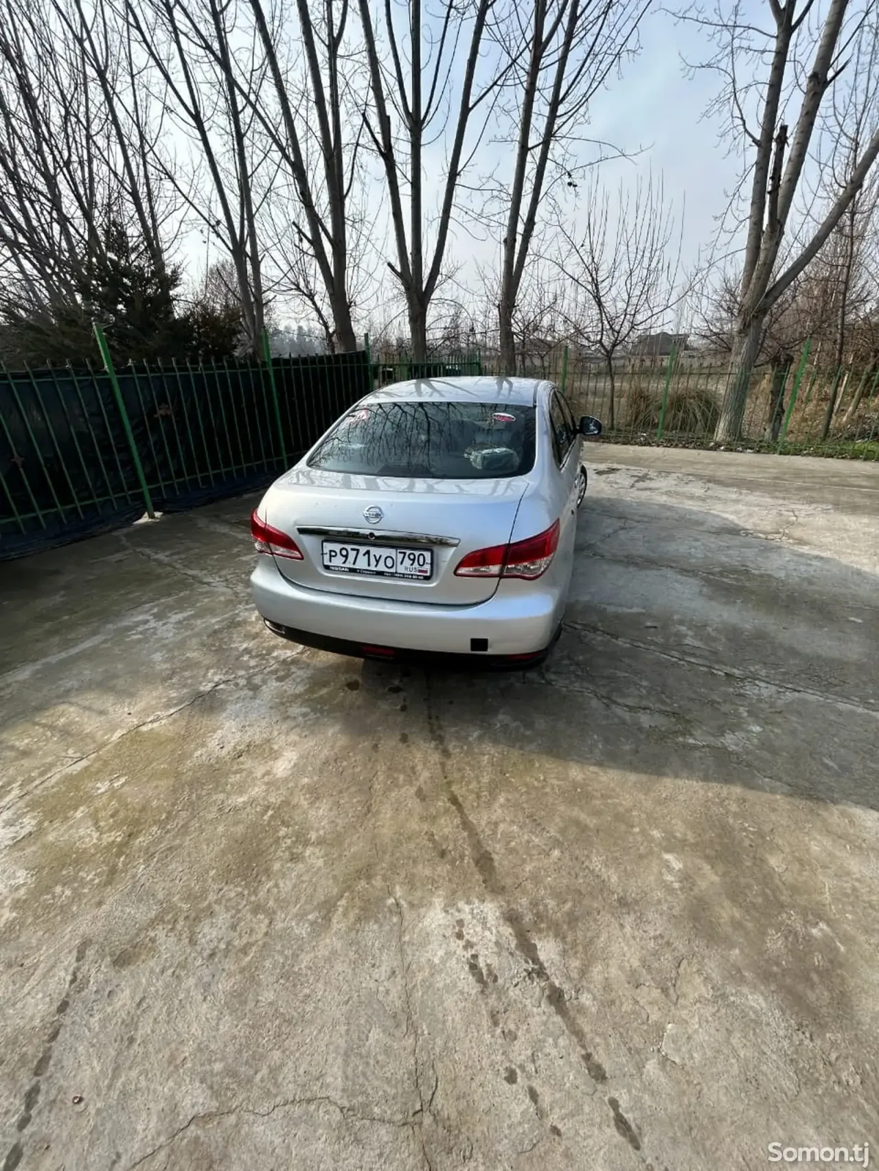 Nissan Almera 2014 · 1.6 MT