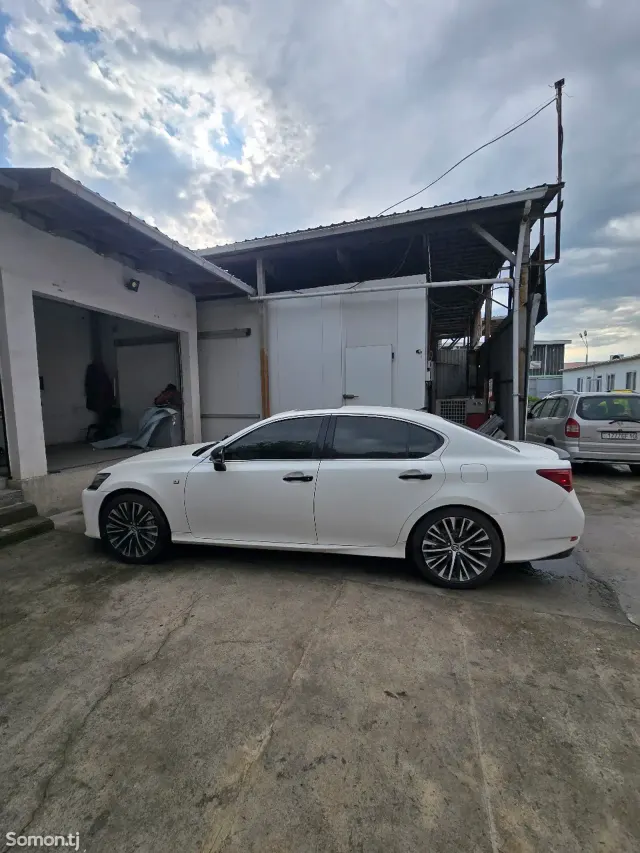 Lexus GS series 2012 · 3.5 AT