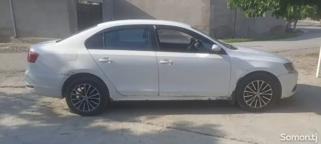 Volkswagen Jetta 2014 · 1.4 MT