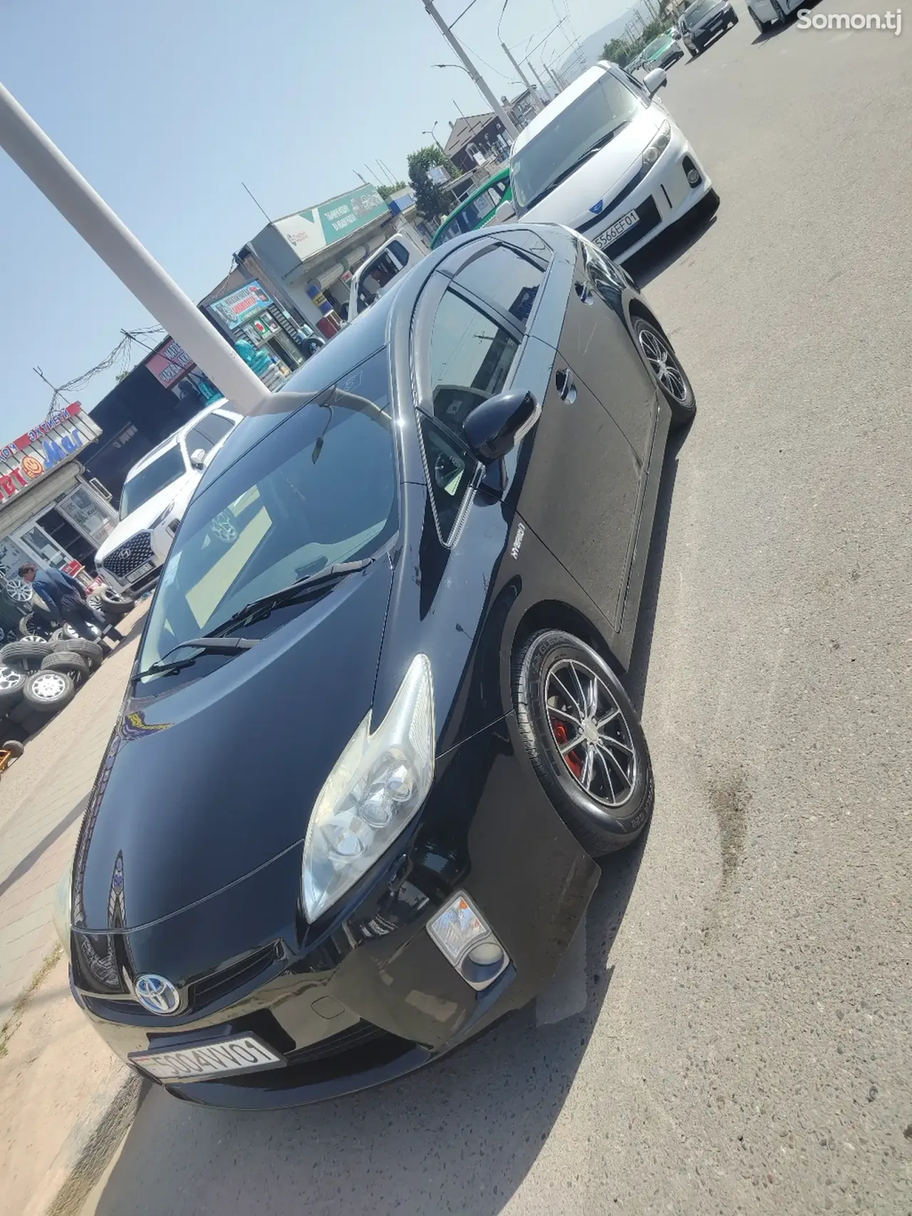Toyota Prius 2011 · 1.8 AT