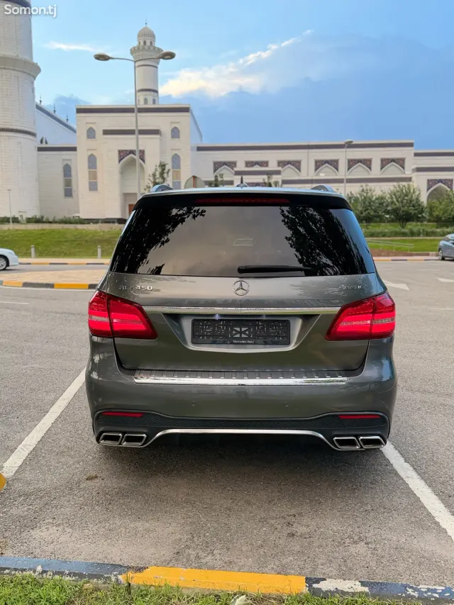 Mercedes-Benz GLS 2017 · 3.0 AT