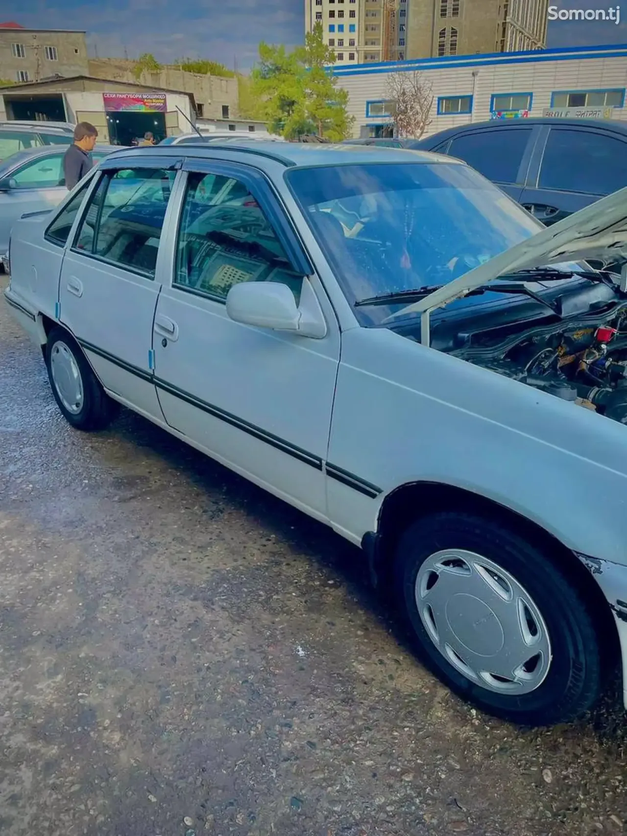 Daewoo Nexia 1994 · 1.6 MT