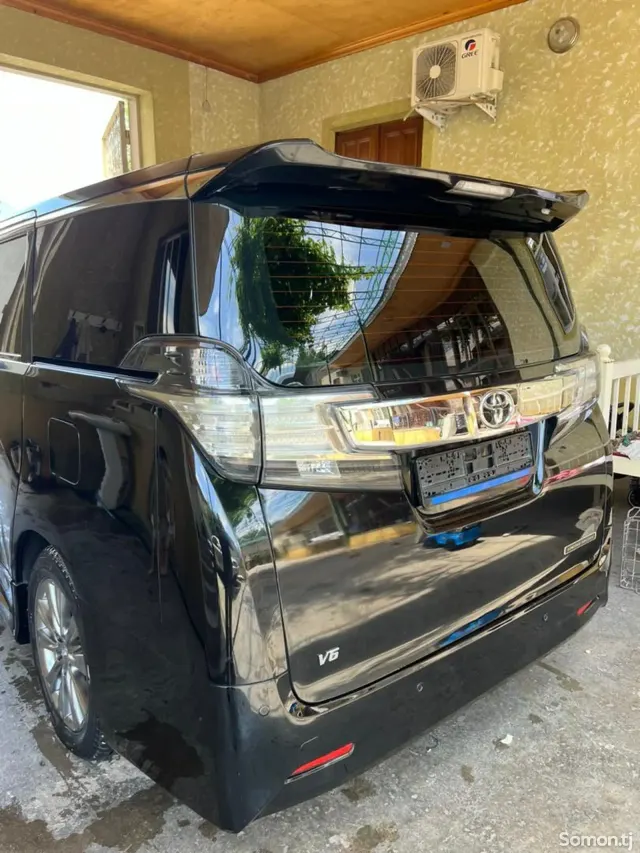 Toyota Vellfire 2018 · 3.5 AT