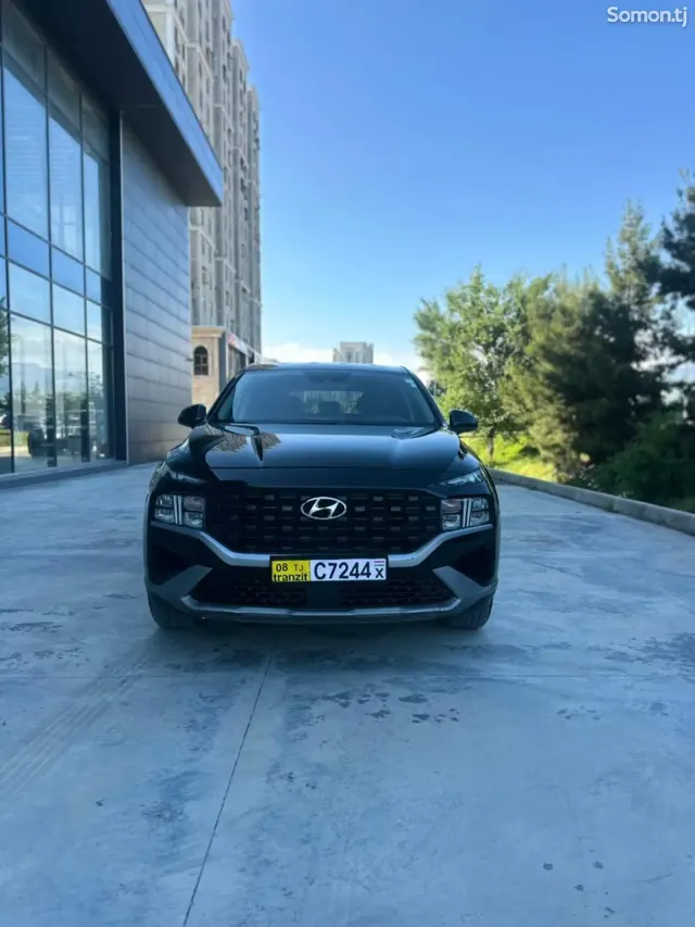 Hyundai Santa Fe 2022 · 2.5 AT