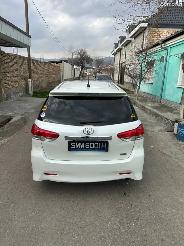 Toyota Wish 2014 · 2.0 AT
