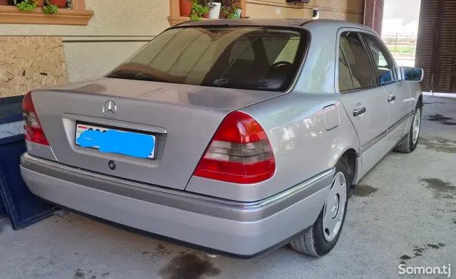 Mercedes-Benz C class 1994 · 1.8 MT