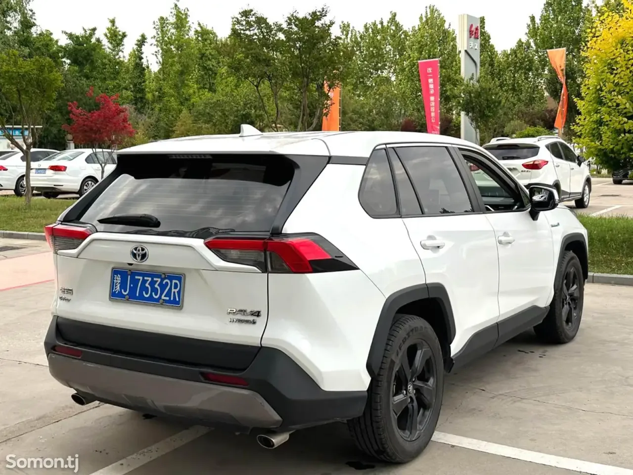 Toyota RAV 4 2021 · 2.5 AT
