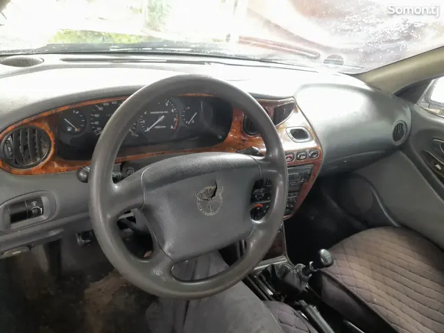 Daewoo Leganza 1997 · 1.8 MT