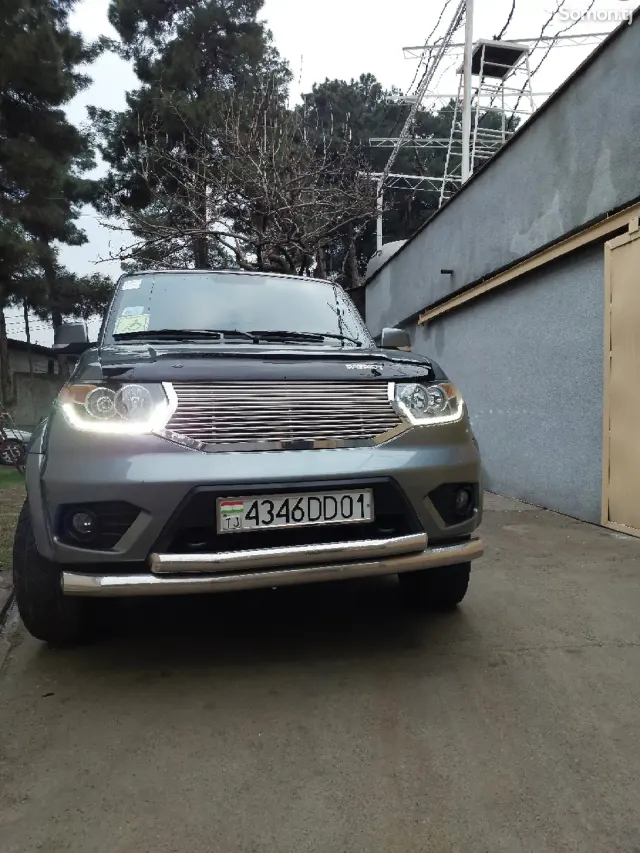 УАЗ Patriot 2015 · 2.5 MT
