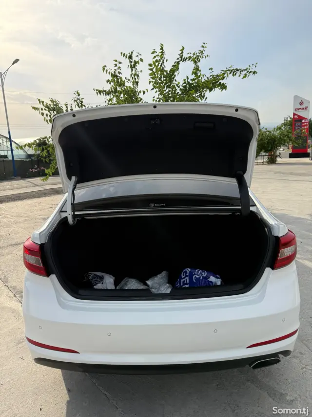 Hyundai Sonata 2014 · 2.0 AT