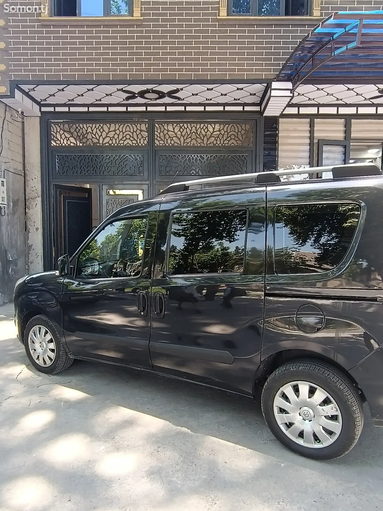 Opel Combo 2014 · 1.6 MT