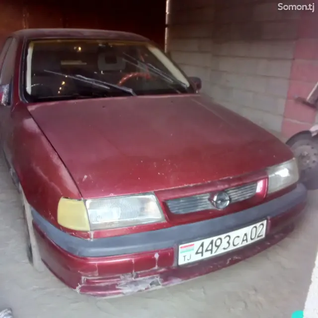 Opel Vectra A 1994 · 1.6 MT