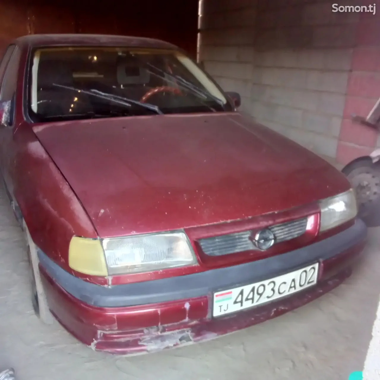 Opel Vectra A 1994 · 1.6 MT