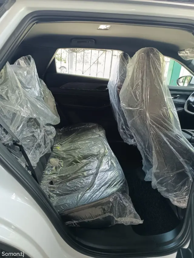 Dongfeng L7 2025 · AT