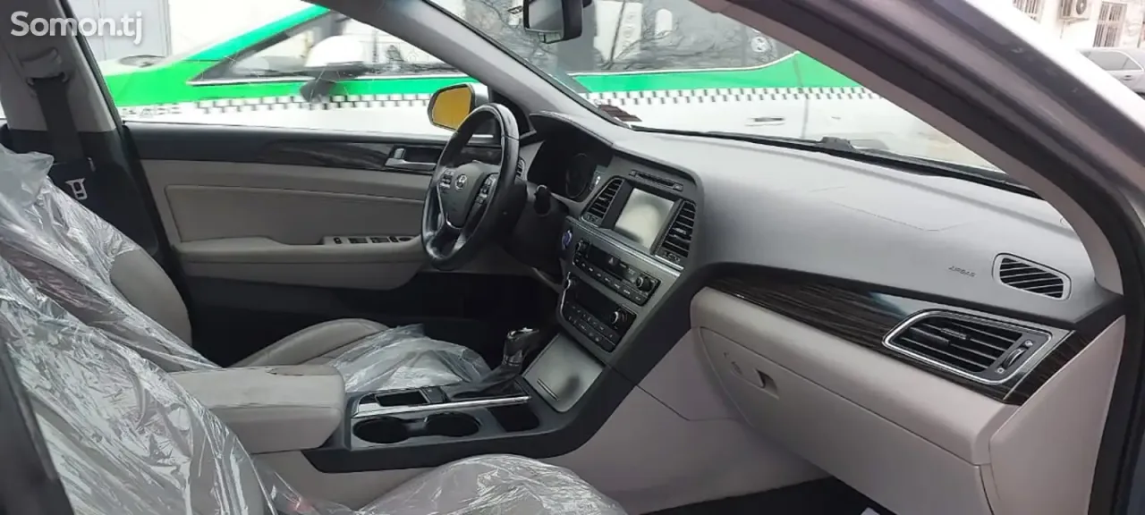 Hyundai Avanta Touring 2016 · 2.4 AT