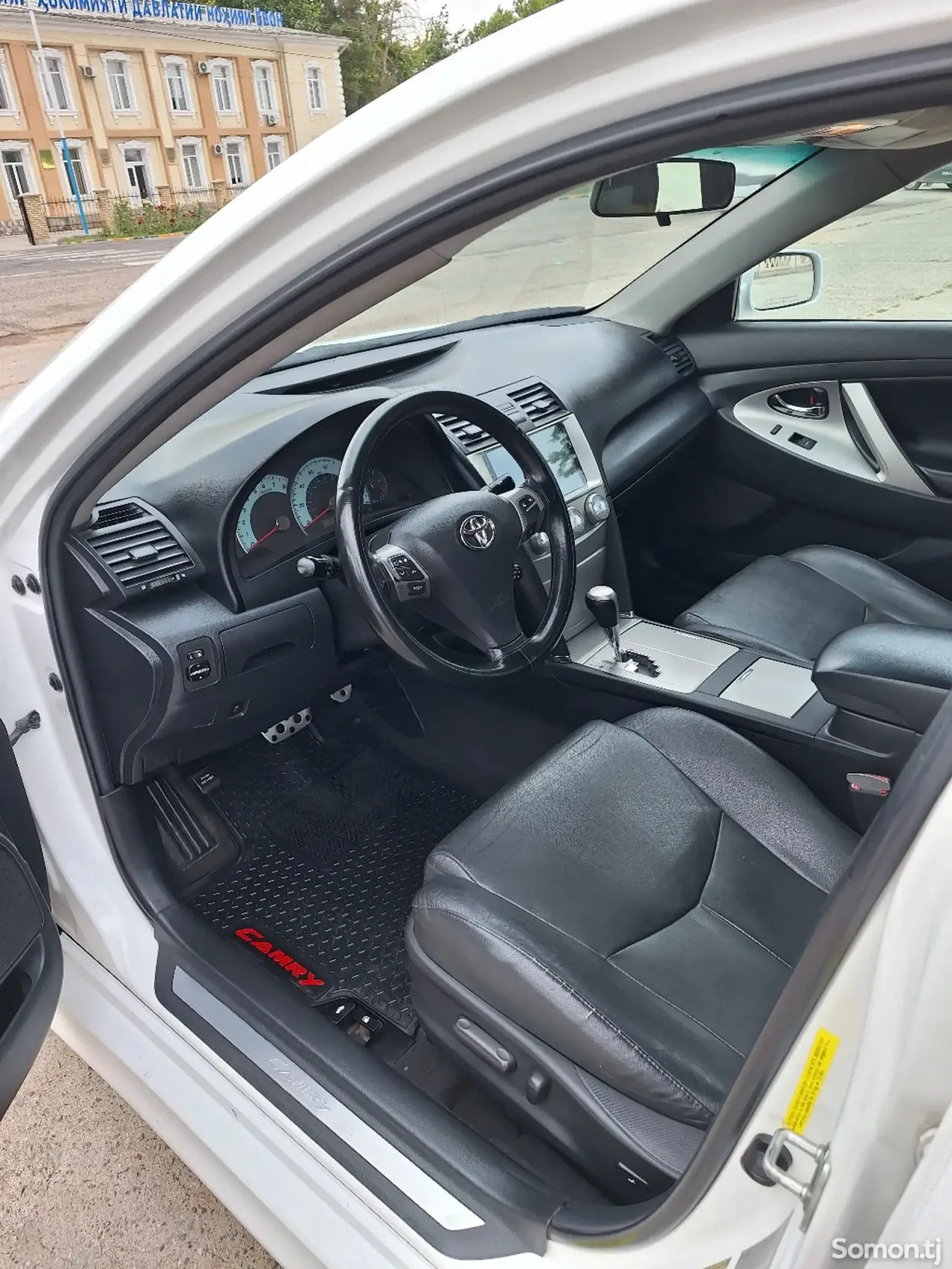 Toyota Camry 2011 · 2.5 AT